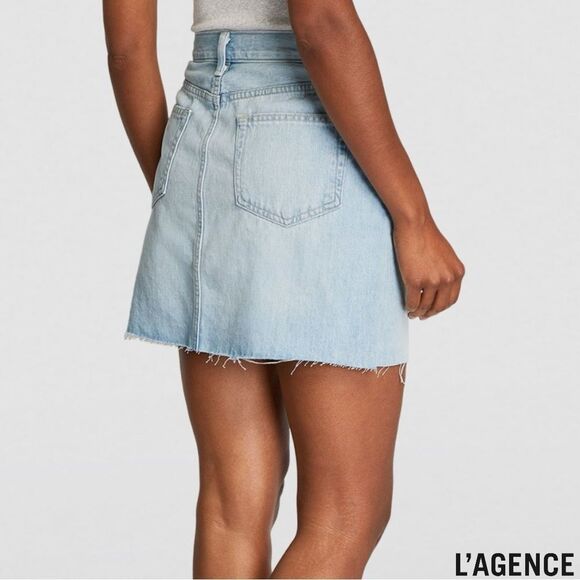 L’Agence **NWT** Jolene Mini Denim Skirt in Panama Wash - Picture 7 of 16